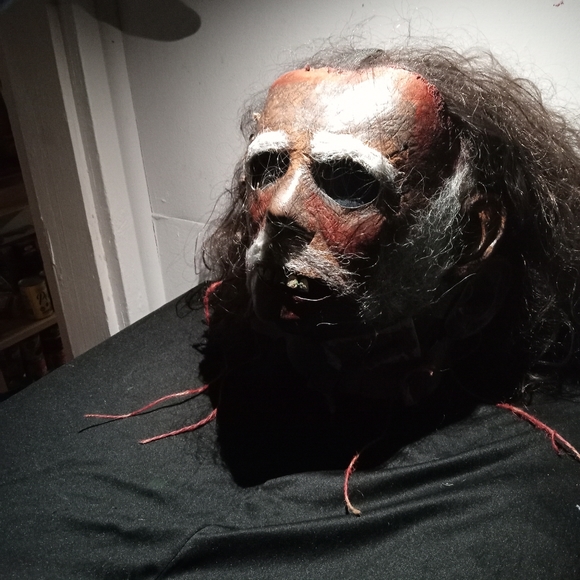 Custom made Leatherface mask - Picture 6 of 7